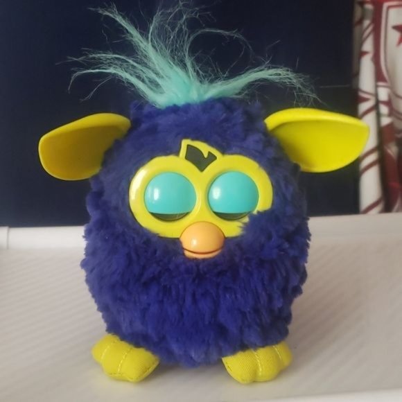 2012 Furby - Picture 10 of 16